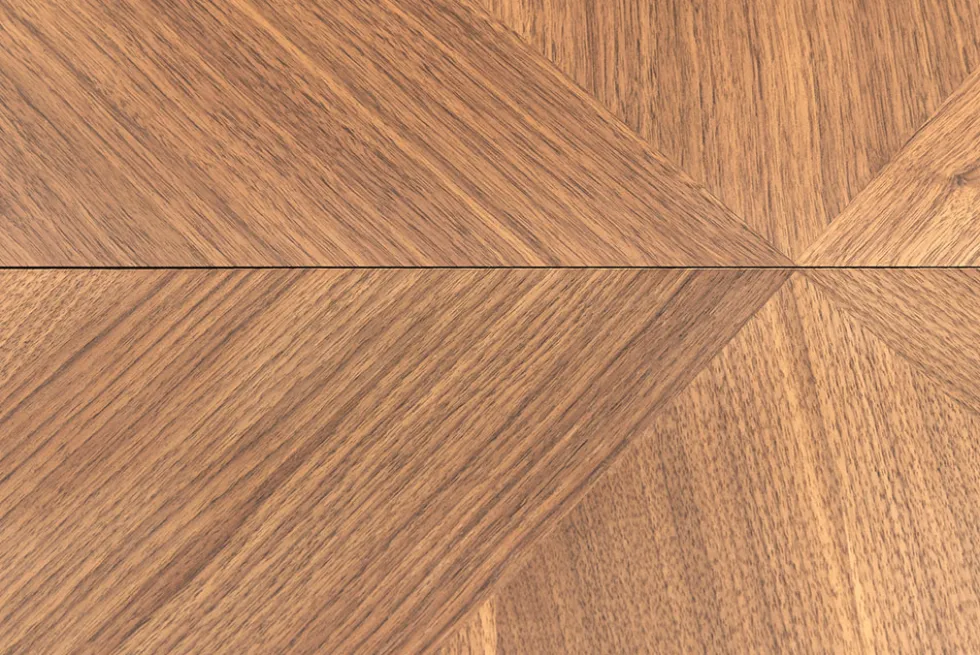 Ausziehbarer Esstisch GRANDEZZA 180-270cm natur Walnuss schwarz Metall