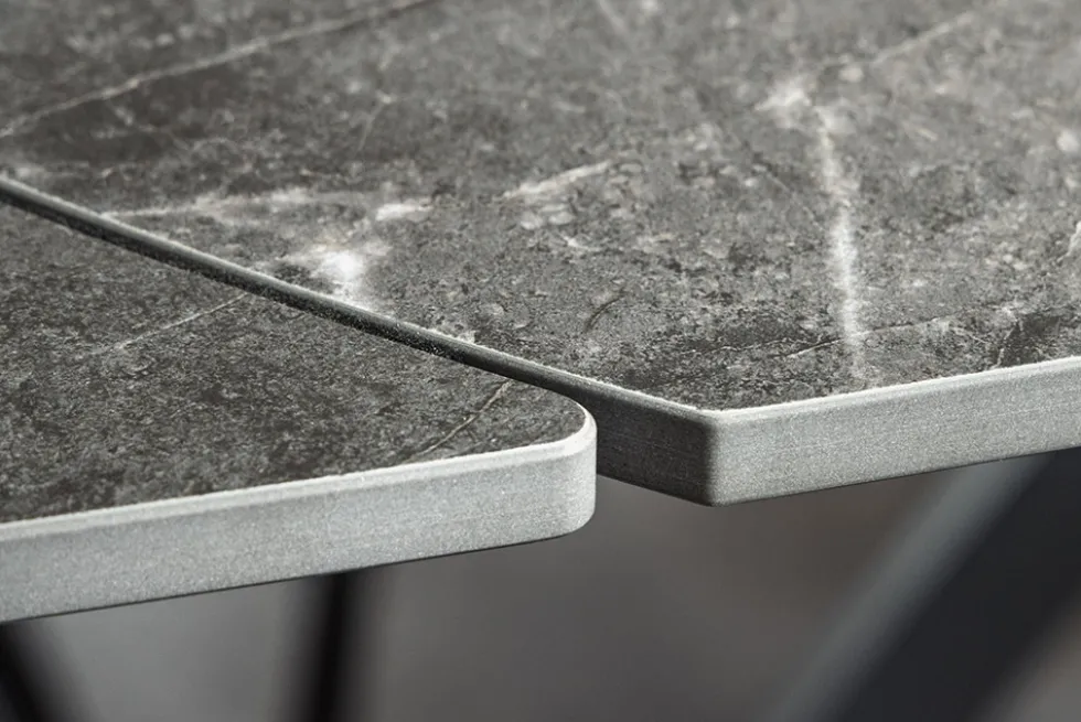 Ausziehbarer Esstisch INCEPTION 130-190cm anthrazit oval Keramik schwarz Metall