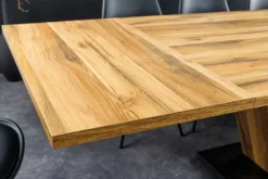 Ausziehbarer Esstisch MONTREAL 180-280cm natur Plankeneiche Holz-Design V-Gestell