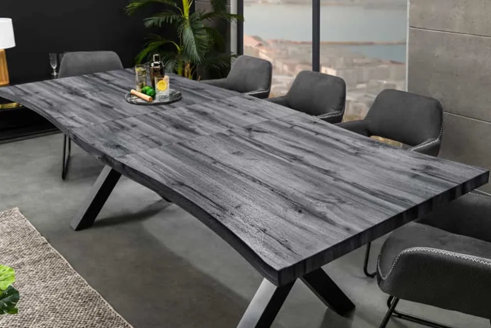 Ausziehbarer Esstisch WILD 180-220cm grau gekälkt Wildeichen-Design Baumkante schwarz