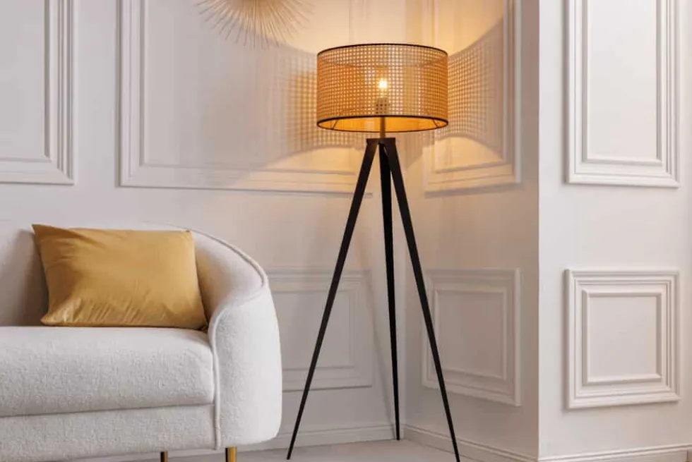 Boho Stehlampe VIENNA 142cm natur schwarz Wiener Geflecht Metall Dreifuß Stehleuchte