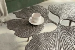 Dekorativer Couchtisch GINKGO LEAFS 75cm silber handmade Metall