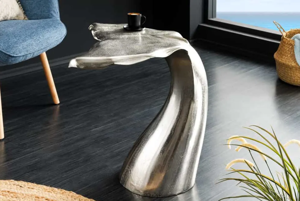 Design Beistelltisch WILDLIFE Walflosse 60cm silber Metall handmade