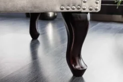 Design Ohrensessel CHESTERFIELD 105cm champagner beige Samt silber Ziernieten