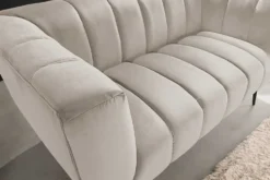 Design 2-Sitzer Sofa NOBLESSE 165cm champagner Samt schwarze Metallfüße Federkern