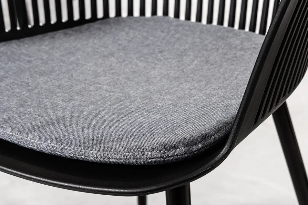 Design Stuhl AIRE schwarz Kunststoff Stahlgestell Indoor Outdoor inkl. Kissen