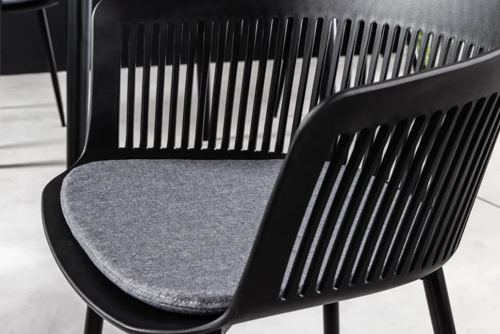 Design Stuhl AIRE schwarz Kunststoff Stahlgestell Indoor Outdoor inkl. Kissen