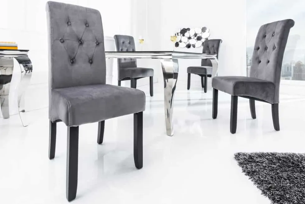 Design Stuhl CASA grau Samt mit Zierknöpfen Massivholzbeine