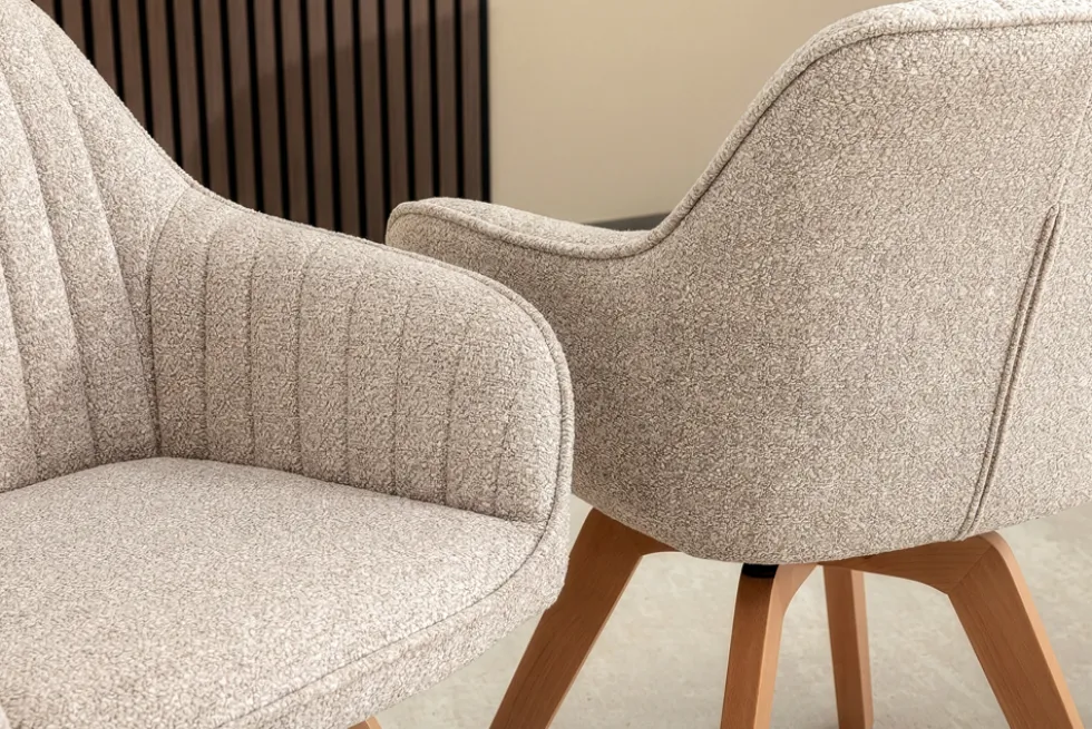 Design Stuhl LIVORNO beige Strukturstoff Massivholzbeine drehbar Auto-Return-Funktion