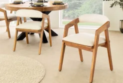 Design Stuhl MAMMUT beige natur massives Akazienholz honey finish