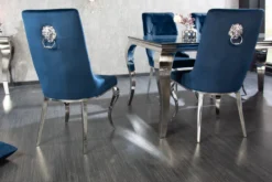 Design Stuhl MODERN BAROCK royalblau Samt mit silbernem Löwenkopf