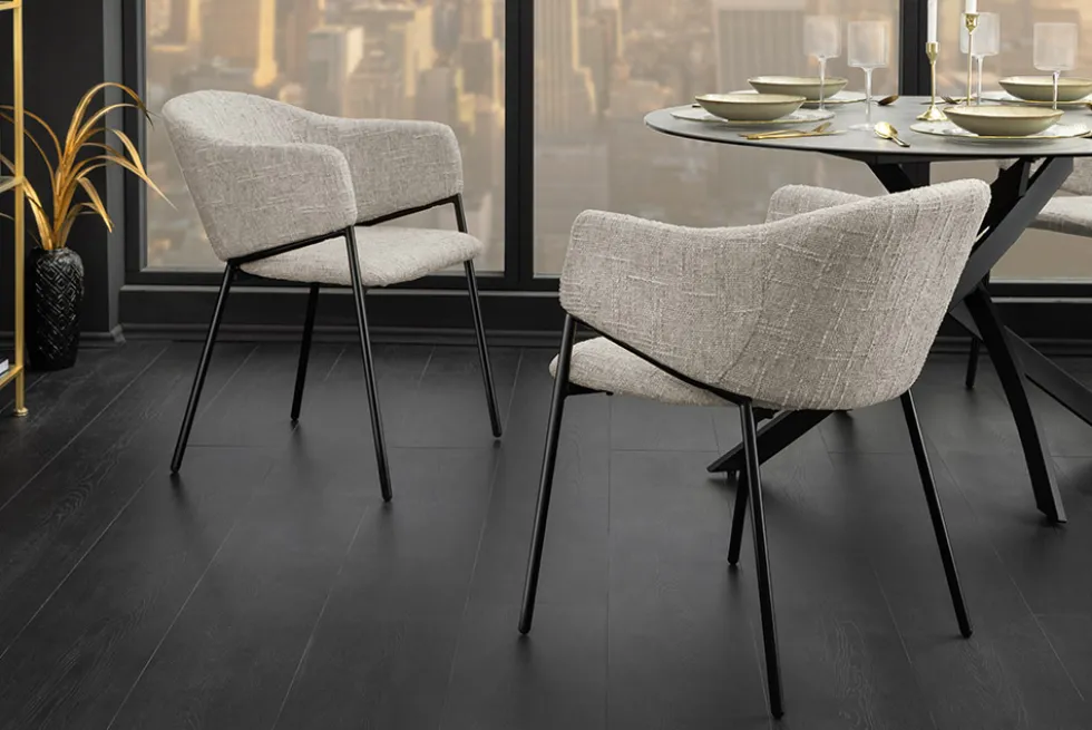 Design Stuhl NOBLESSE beige Chenille schwarzes Metallgestell