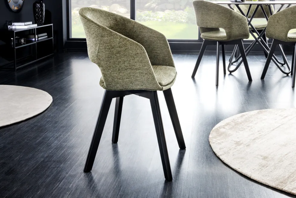 Design Stuhl NORDIC STAR grün Strukturstoff Massivholz schwarz mit Armlehne gepolstert
