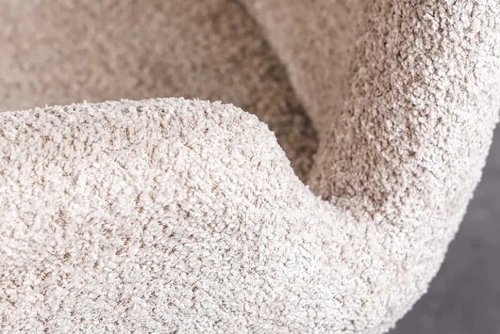 Drehbarer Design Stuhl BALTIC beige Bouclé natur Eiche Massivholz-Beine mit Armlehne