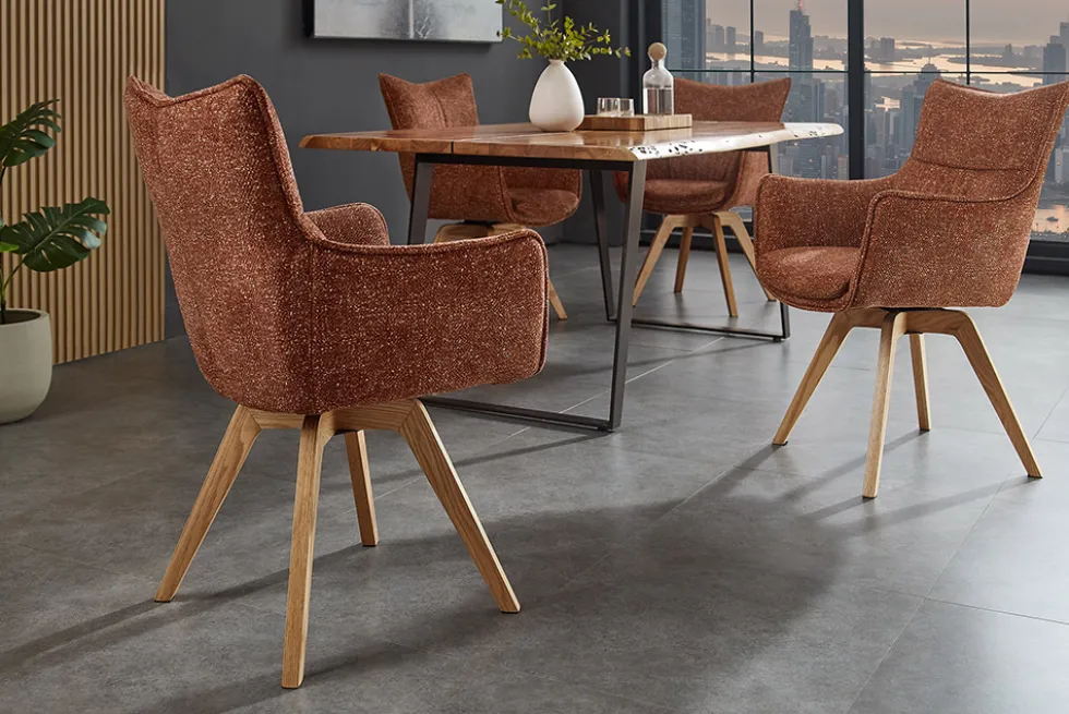 Drehbarer Design Stuhl VOGUE rost braun natur Strukturstoff Eichenholz 360° mit Armlehne