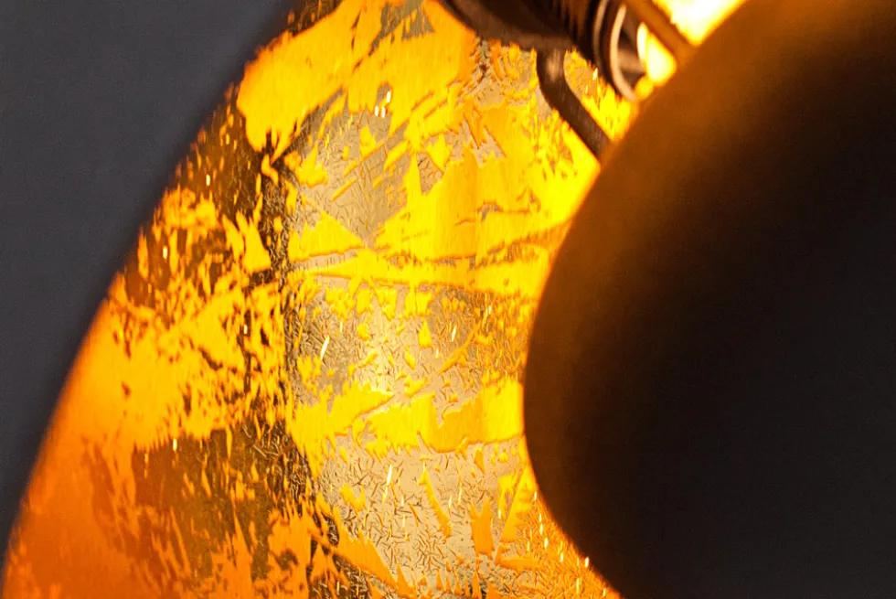 Elegante Hängelampe STUDIO 3 110cm schwarz Blattgold-Optik drei Schirme