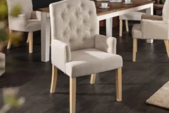 Eleganter Armlehnen Stuhl CASTLE beige mit Chesterfield Steppung im Landhausstil