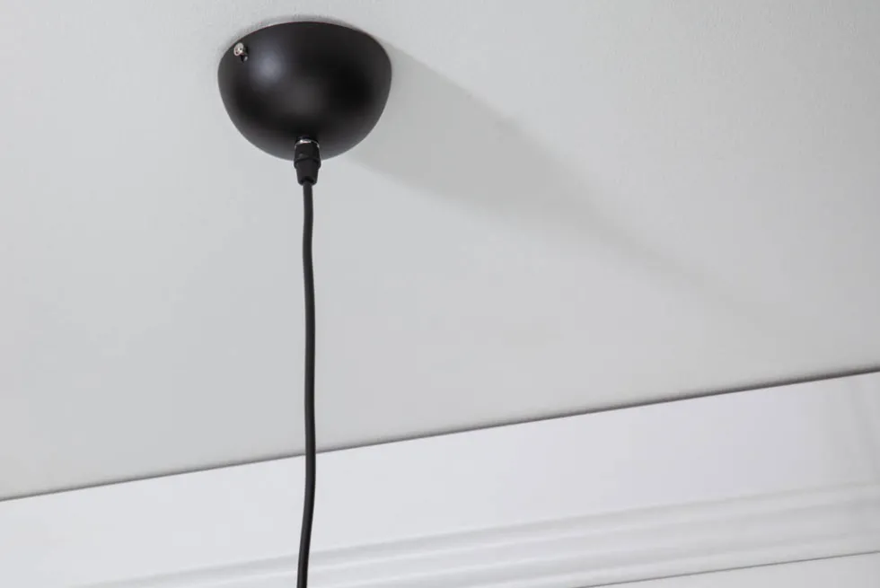 Filigrane Hängelampe COCOONING XL 60cm schwarz Kugelleuchte