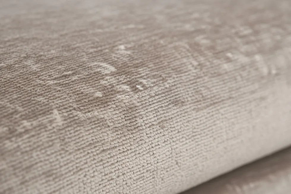 Großer Hocker SOHO 100cm beige Chenillestoff Polsterhocker mit Wellenunterfederung