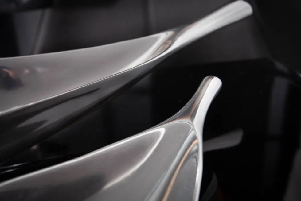 Handgearbeitete Deko Schale SILVER LEAF 40cm silber Aluminium