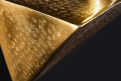Handgefertigtes Wandregal PYRAMID 40cm gold antik Metall Hammerschlag Design