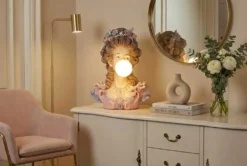 Handgefertigte Tischlampe LADY 60cm mehrfarbig Büste mit Lampenkugel