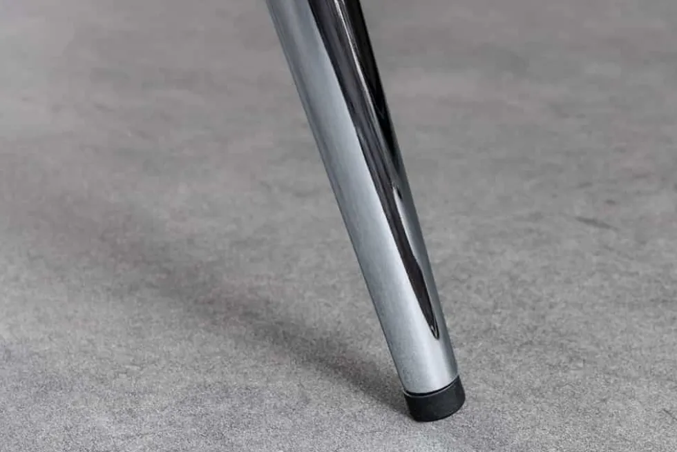 Höhenverstellbarer Barhocker INDUSTRIAL Chrom silber schwarz Metall rund drehbar
