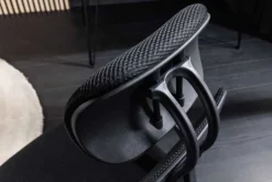 Höhenverstellbarer Bürostuhl YOGA schwarz Butterfly-Mechanik drehbar mit Armlehne
