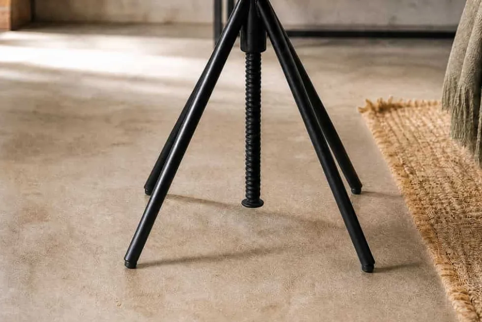 Höhenverstellbarer Hocker FACTORY 60cm natur Mangoholz Metall Sitzhocker