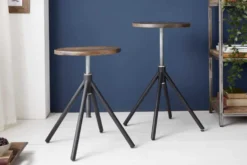 Höhenverstellbarer Sitz Hocker FACTORY Akazie verwittert Industrial Design