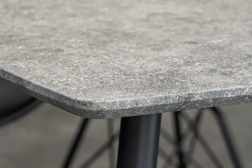 Industrial Esstisch APARTMENT 140cm grau Beton-Design schwarzes Metallgestell