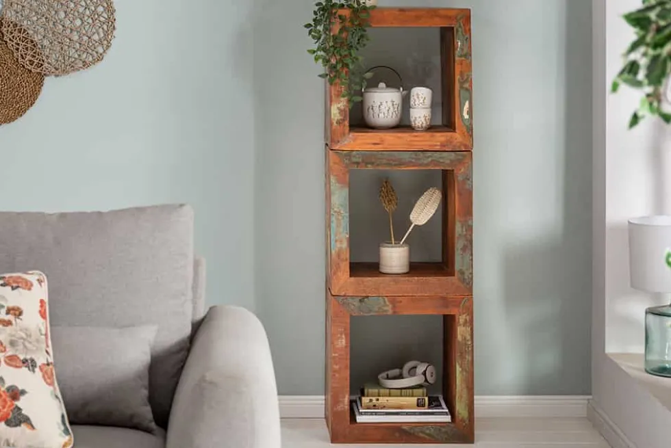 Massiver Beistelltisch JAKARTA 45cm bunt Cube aus recyceltem Holz Regal