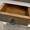 Massiver Couchtisch JAKARTA 70cm weiß bunt Holz Truhe aus recycelten Fischerbooten mit Schubladen