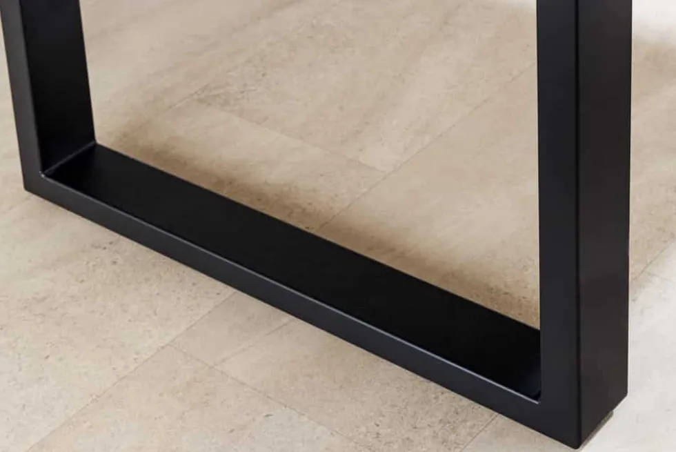 Massiver Esstisch WILD OAK 200cm natur schwarz Wildeiche Baumkante Metall U-Gestell