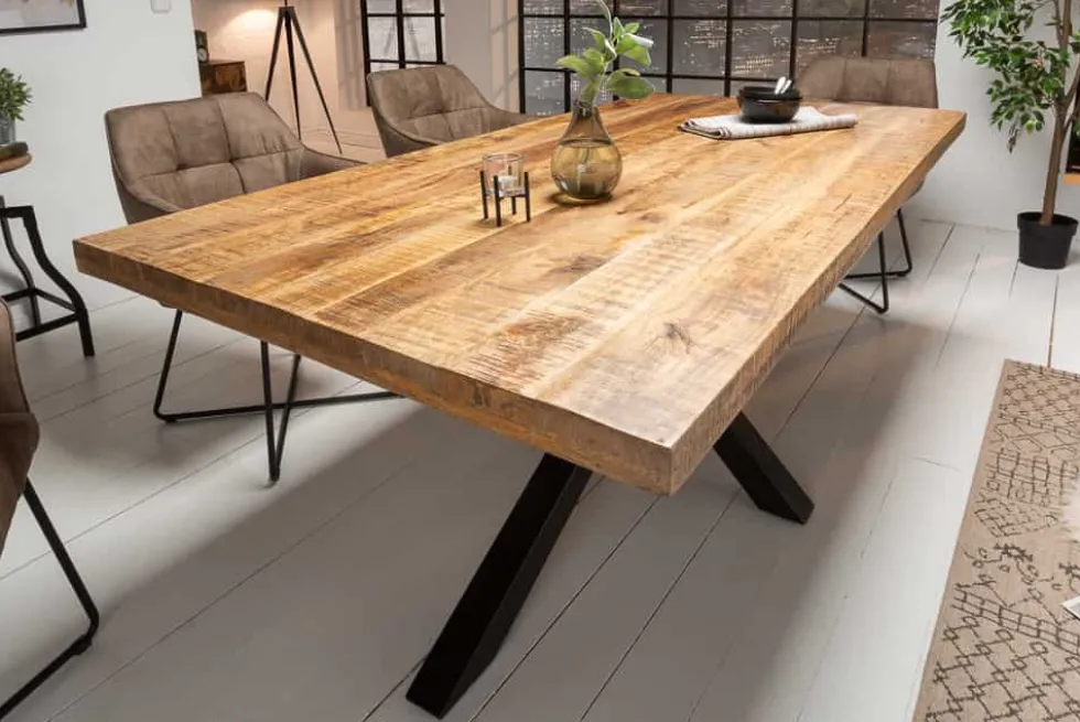 Massiver Industrial Esstisch GALAXIE 200cm Mangoholz sternenförmiges Gestell