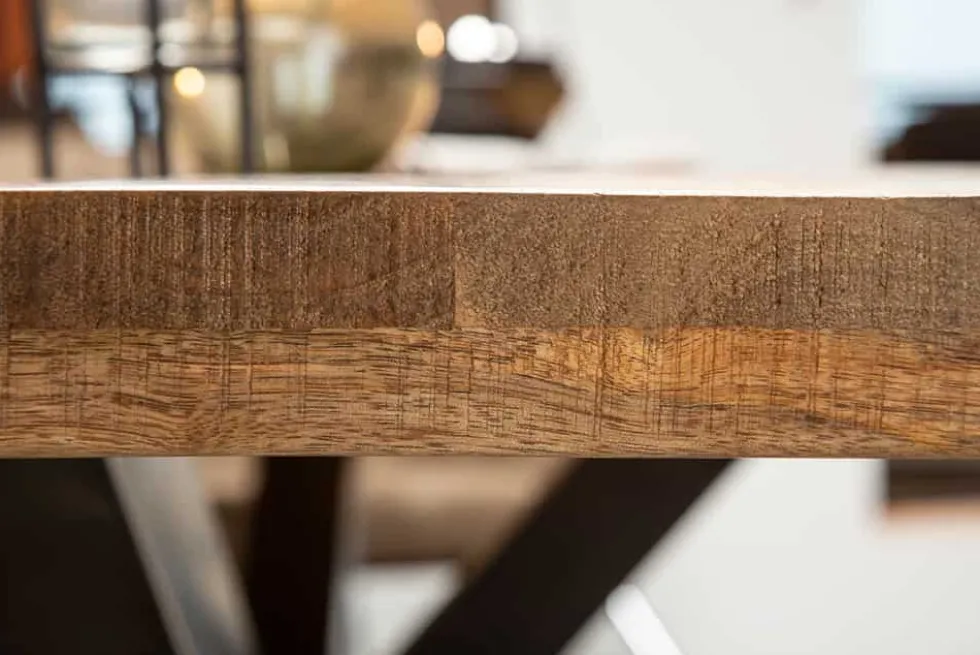 Massiver Industrial Esstisch GALAXIE 240cm natur Mangoholz schwarz Sterngestell