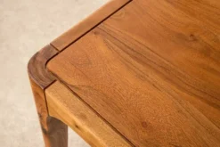 Massiver Stuhl ORGANIC braun Akazienholz honey finish handmade