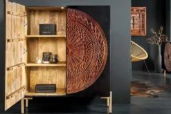 Massives Highboard MANDALA 120cm Mangoholz mit 3D Schnitzereien schwarz goldene Füße