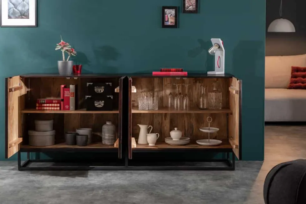 Massives Sideboard CREATIVO 180cm Mangoholz aufwändige 3D Front Retro Design