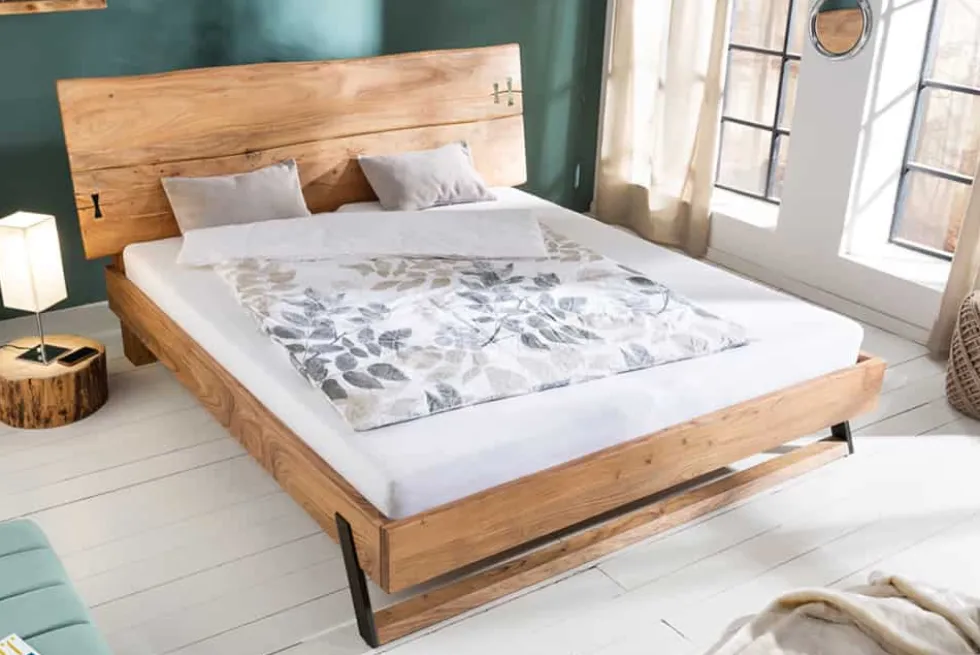 Massivholz Bett AMAZONAS 180x200cm Akazie Baumkante natur Doppelbett