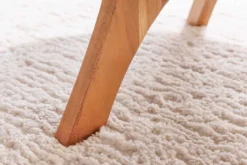 Massivholz Couchtisch ARCHITECTURE 70cm natur honey finish Akazie dreieckig