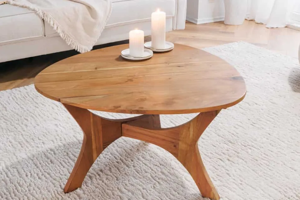 Massivholz Couchtisch ARCHITECTURE 70cm natur honey finish Akazie dreieckig
