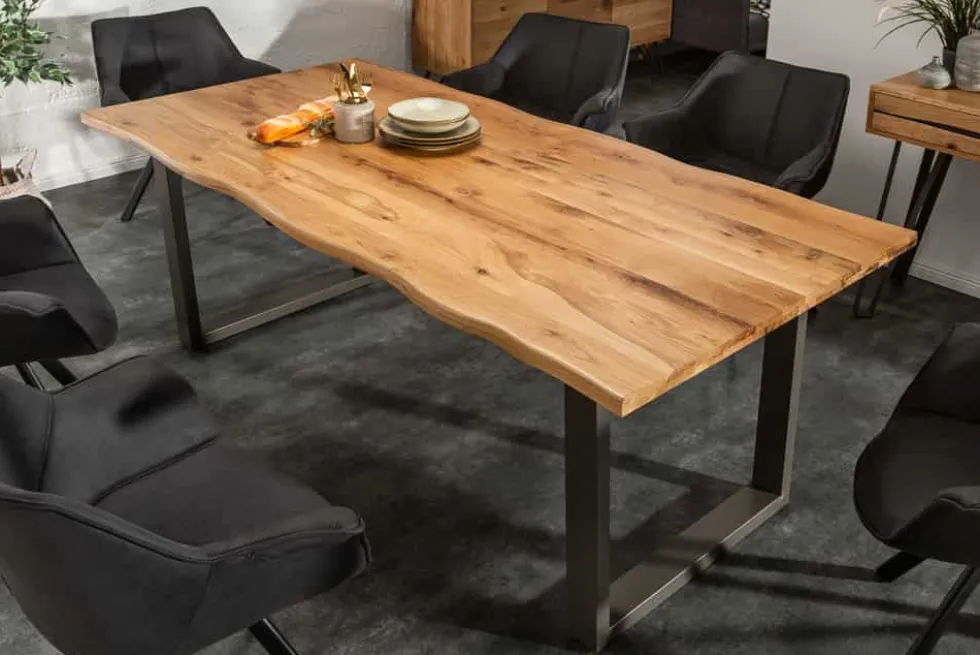Massivholz Esstisch LIVING EDGE 180cm natur Wildeiche geölt Baumkante Kufengestell