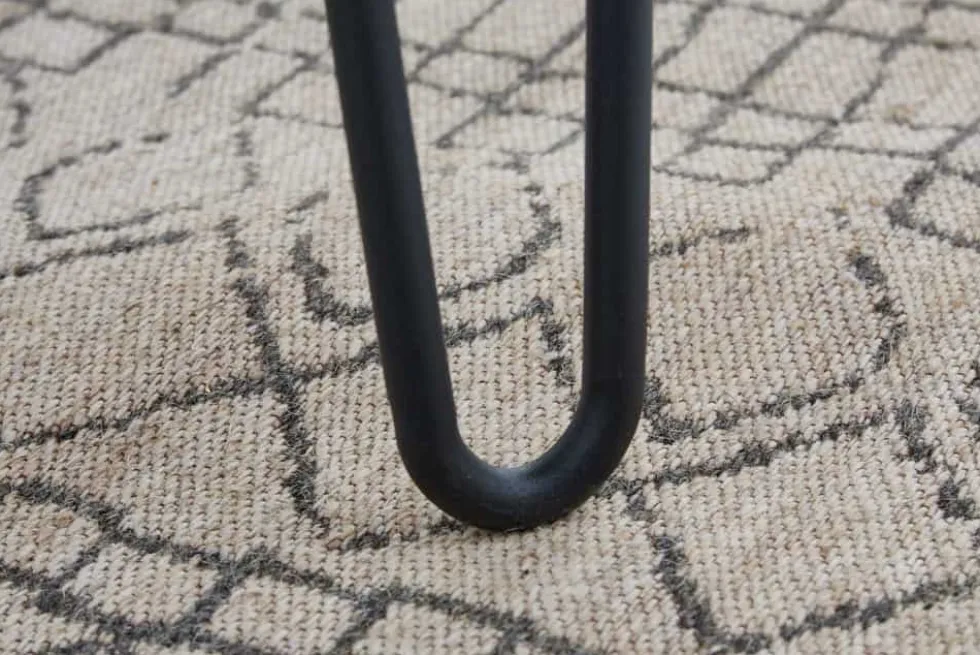 Massivholz Esstisch SCORPION 70cm vintage braun Akazie schwarze Metallbeine Hairpin Legs