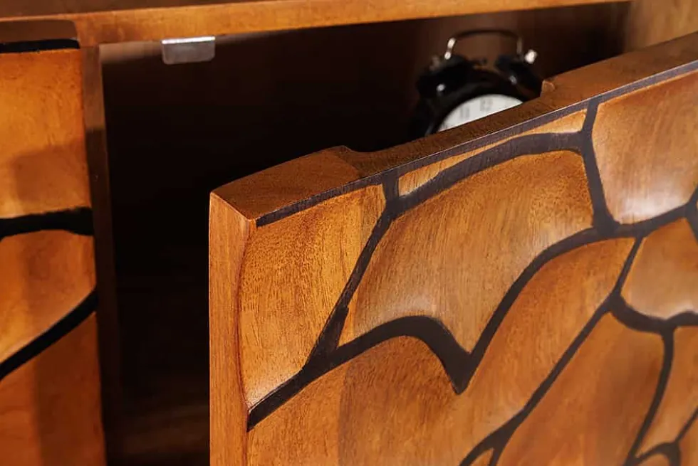 Massivholz Sideboard VULCANO 180cm braun Mangoholz mit 3D Schnitzereien handmade Metallgestell schwarz
