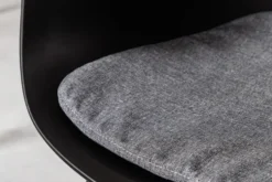 Moderner Stuhl DESIGNO schwarz Kunststoff Gartenstuhl mit Armlehnen Indoor Outdoor