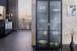 Moderne Vitrine AMSTERDAM 160cm schwarz gold Riffelglas Metall Highboard Schrank