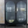 Moderne Vitrine PARIS 110cm schwarz gold Riffelglas Metall Sideboard Schrank
