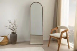 Nordischer Standspiegel PORTRAIT 165cm braun in Walnussholz-Design