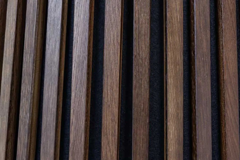 Runder Esstisch VALHALLA WOOD 140cm smoked Eichenholz Säulenfuß